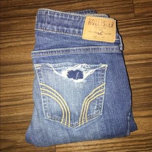Hollister Ripped Skinny Jeans size 3 short